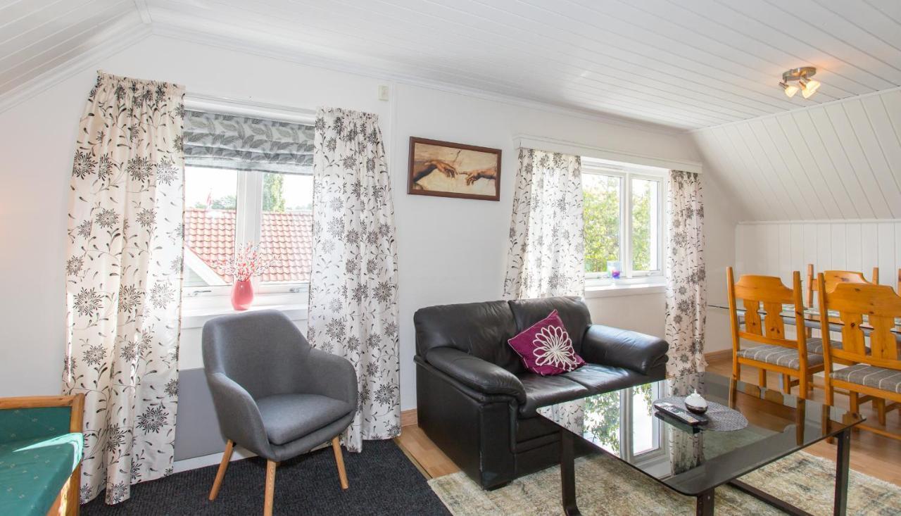 Mandal Apartment Mit Moeglichkeit Ein Boot Zu Benutzen Und Angeln エクステリア 写真