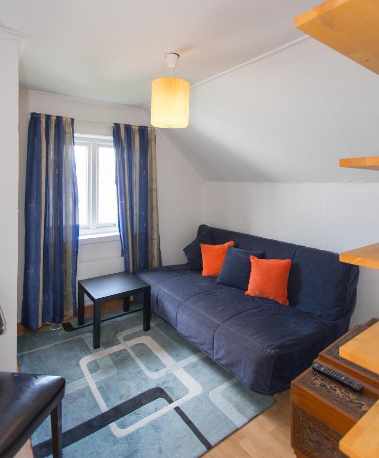 Mandal Apartment Mit Moeglichkeit Ein Boot Zu Benutzen Und Angeln エクステリア 写真